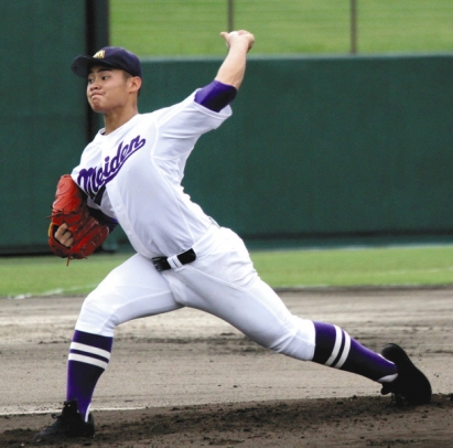 2失点完投で逆転勝利に導いた愛工大名電の1年生エース、田村俊介投手=愛知県岡崎市の岡崎市民球場で(麻生和男撮影)