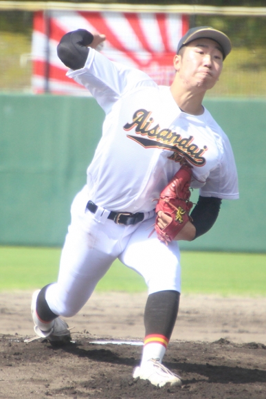 ３失点完投の愛産大工・天野＝愛知県の豊田市運動公園野球場で（谷大平撮影）