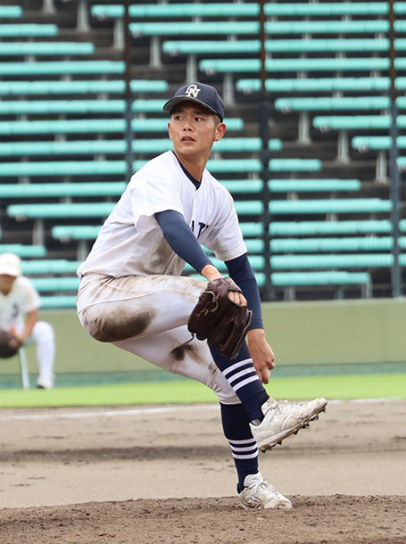 先発で好投した大垣日大の谷之口翔琉投手＝岐阜市のぎふしん長良川球場で（広瀬美咲撮影）