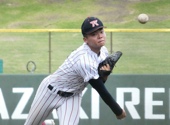 自己最速の152キロをマークした豊川・長坂=岡崎レッドダイヤモンドスタジアムで(川越亮太撮影)