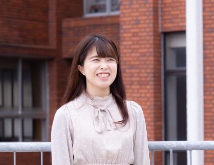 栞菜さん